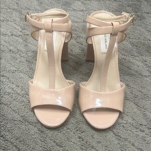 Antonio Melani Nude Heels